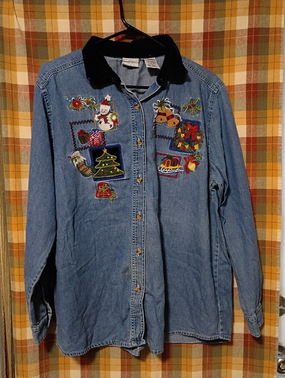 Vintage Bobbie Brooks Denim Embroidered Button Down Christmas Shirt XL
